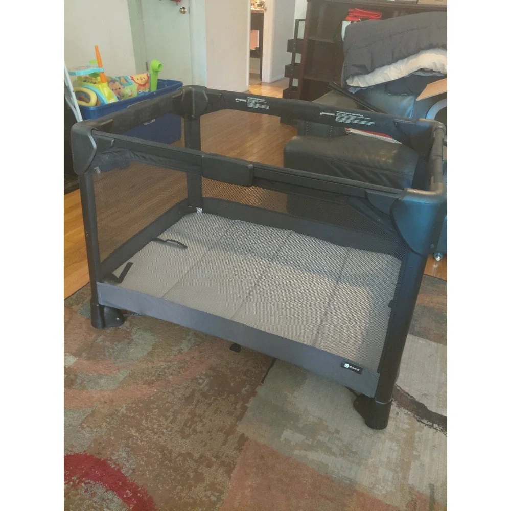 4moms Black Breeze GO Portable Travel Playard Play Pen